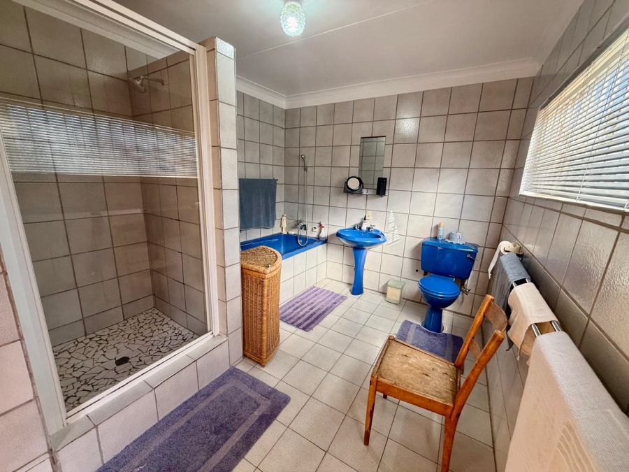 4 Bedroom Property for Sale in Bainsvlei Free State